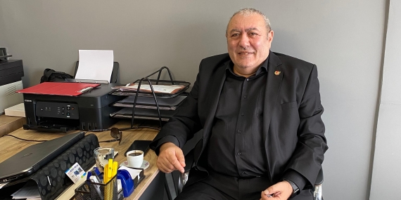 SEVDİĞİNİZE SARILIN