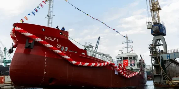 İlk sıfır emisyonlu tanker “WOLF 1” denize indirildi