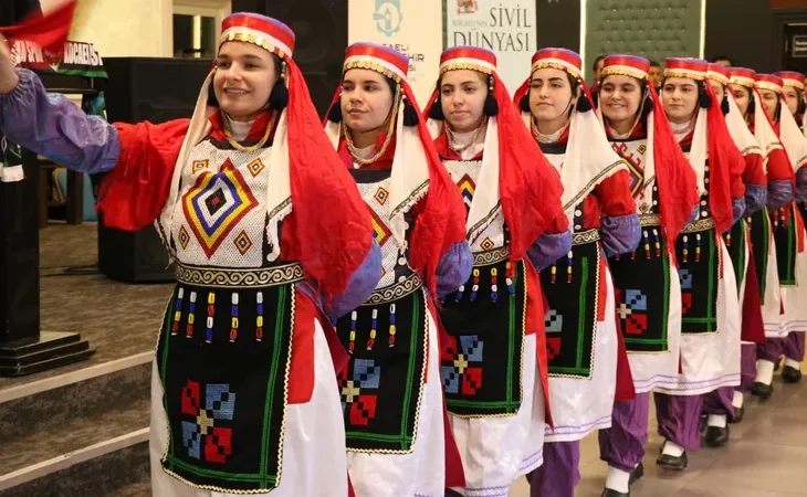 kocaeli-de-ardahan-in-kurtulusuna-gorkemli-kutlama-1770708193-469_large