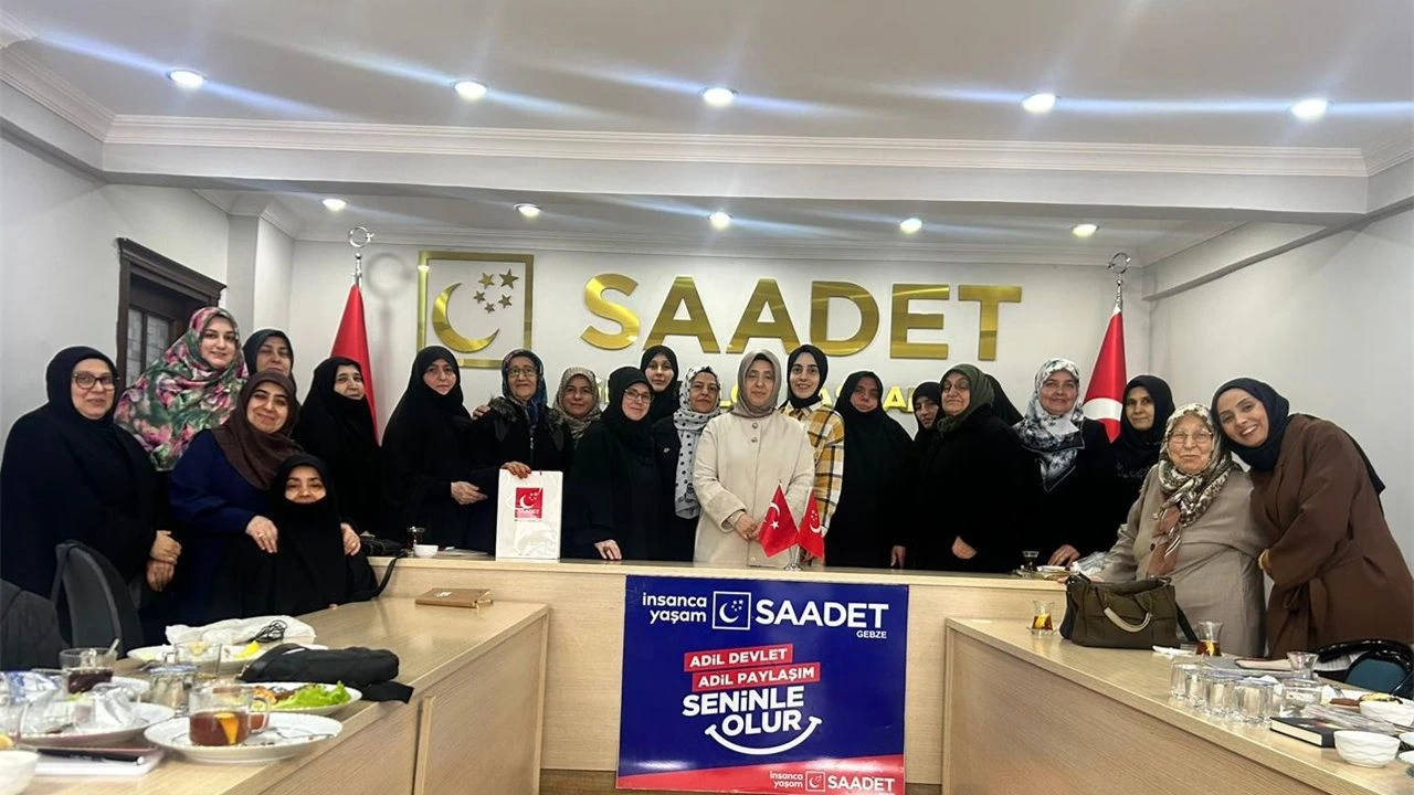 saadet-kadin-kollari-1280-960