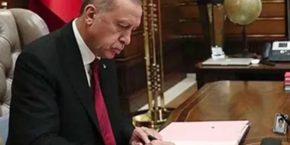 Yeni bakanların yardımcıları değişti