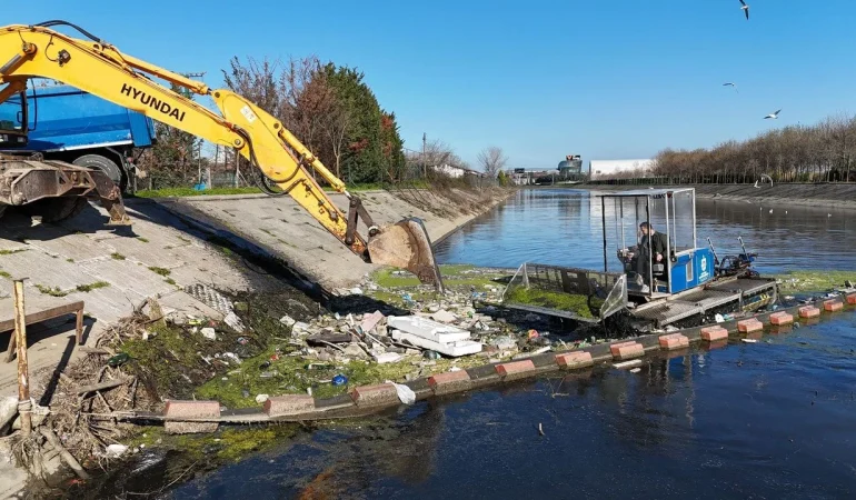 12-metrekup-atik-denize-ulasmadan-toplandi-1