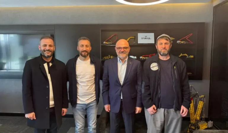 5299401d-1752-4cb3-8167-dced6600aa5a-860x645