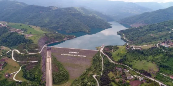 ENvqGSLWsAAw4ZU-eb2d169d-56213deb