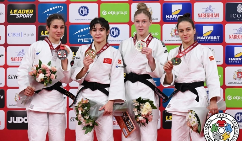 Kocaeli'nin altın kızı, Tuğçe Beder şampiyon! (4)