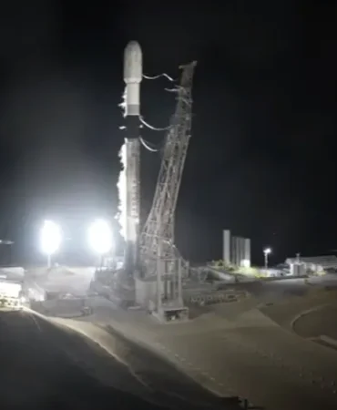 aselsan-dan-uzayda-yeni-adim-luna-2-uydusu-basariyla-firlatildi-1774892208-329_large