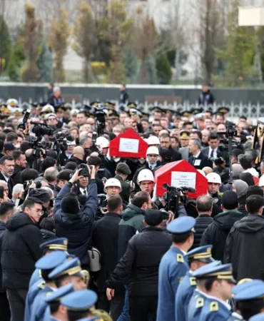 aselsan-sehitleri-ankara-da-son-yolculuguna-ugurlandi-1774272089-10_large