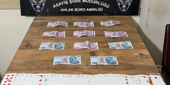 Darıca’da kumar oynayan 6 kişiye 69.624 TL para cezası verildi