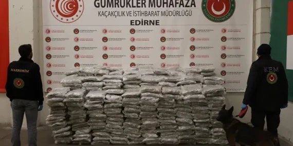 Kapıkule’de 1,4 ton esrar ele geçirildi
