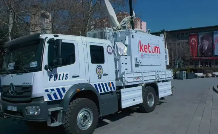 kirklareli-emniyeti-ne-yerli-kriptolu-telsiz-sistemi-kuruldu-1773242830-429_large