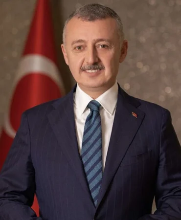 kocaeli-buyuksehir-belediye-baskani-tahir-buyukakin-1280-960-3