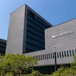 uluslararasi-baybasin-suc-orgutune-darbe-kacakcilik-gelirlerine-el-konuldu-1774869449-250_large