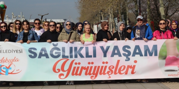 Dünya Sağlık Günü’nde İzmitli kadınlar sağlık için yürüdü