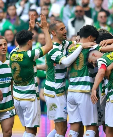 bursaspor-1-lig-e-yukseldi-bursa-da-5-gollu-zafer-1776609452-187_large