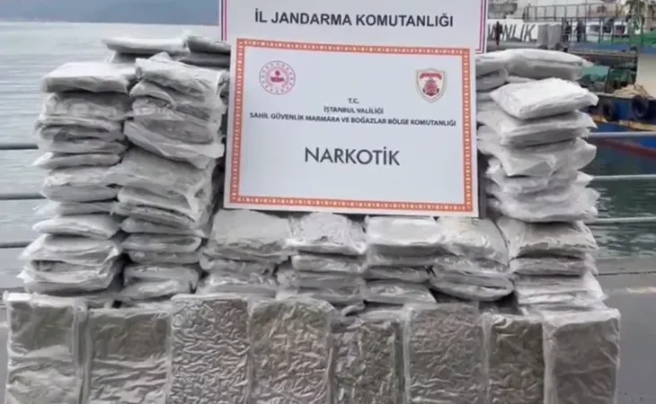 istanbul-aciklarinda-narko-operasyon-6-gozalti-1776170406-660_large