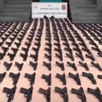 jandarma-dan-dev-operasyon-1-107-ruhsatsiz-tabanca-ele-gecirildi-1776589188-340_large