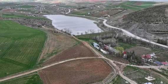 Kuruma riski altındaki Kızılca Göleti yeniden suya kavuştu