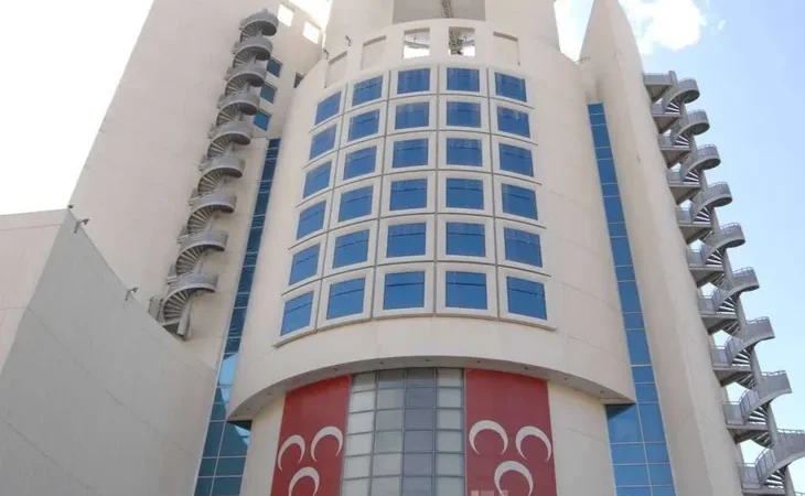 mhp-bolu-il-teskilati-feshedildi-yeni-il-baskani-atandi-1776759223-47_large