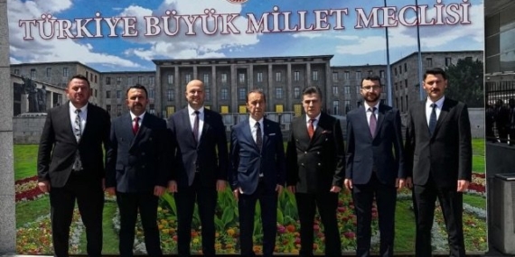 mhp-kocaeli-bahceli-nin-grup-toplantisinda-tek-yurek-9843