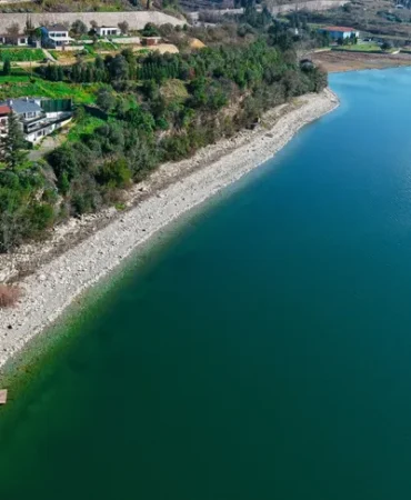 sapanca-kiyilarinda-kacak-iskele-temizliginde-ikinci-etap-1775381453-104_large