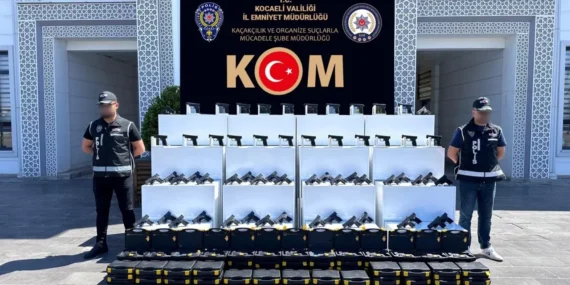 TEM Otoyolu’nda yüklü miktarda silah ele geçirildi