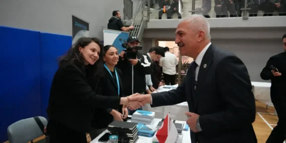 GTO , KARİYER VE İSTİHDAM FUARI’NDA GENÇLERLE İŞ DÜNYASINI BULUŞTURDU
