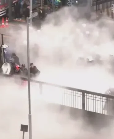 ankara-valiligi-acikladi-chp-icin-mahkeme-karari-uygulandi-1779623084-673_large