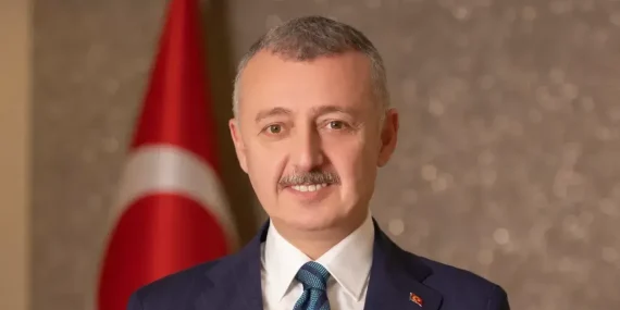 kocaeli-buyuksehir-belediye-baskani-tahir-buyukakin-1763884743