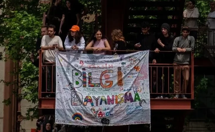 yok-istanbul-bilgi-universitesi-nde-egitim-kesintisiz-surecek-1779690102-865_large