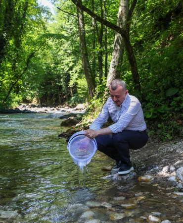 Kiraz Dere’ye 50 bin balık yavrusu daha bırakıldı (6) kopya