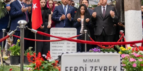 Manisa’da merhum Başkan dualarla anıldı
