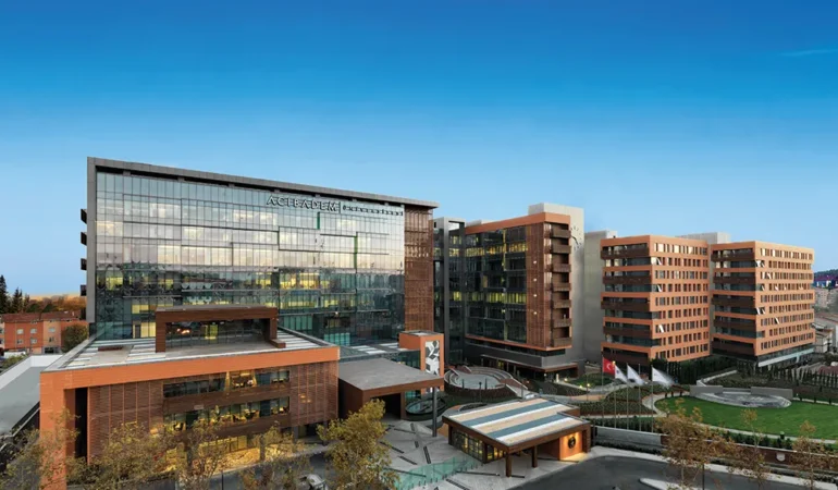 Acibadem-Universitesi-