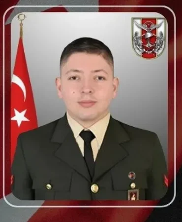 aksaray-a-sehit-atesi-dustu-pence-kilit-teki-kazada-yaralanmisti-1782829417-434_large