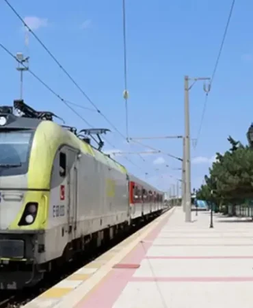 edirne-halkali-bolgesel-tren-seferleri-iki-gun-iptal-1785173322-964_large