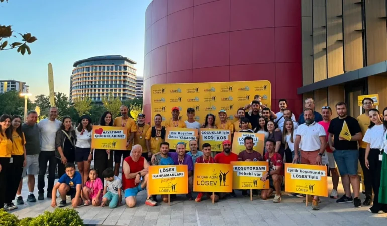 lsev-iin-156-kilometrelik-umut-yolculuu-bursa-da-son-buldu_large