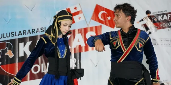 Gölcük’te Kafkas rüzgarı esti!