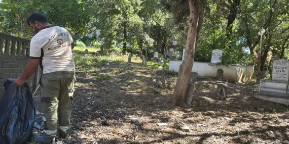 Derince mezarlıklarına titiz bakım!