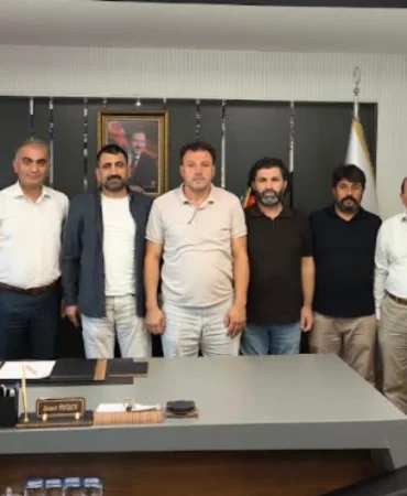 saadet-partisi-gebzeden-servis-esnafina-destek-ziyareti-sektorde-adalet-saglanmali-104741-20260806