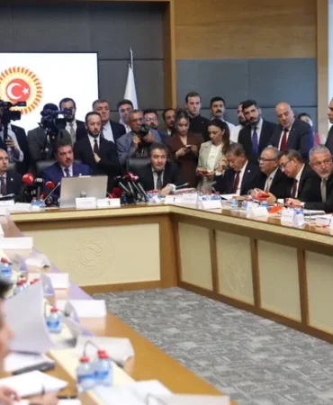 terorsuz-turkiye-yasa-teklifi-komisyondan-gecti-1786170849-247_large