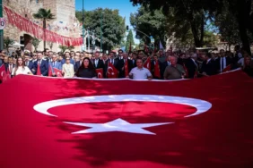 bursa-turk-bayraginin-altinda-yurudu-1789126998-49_large