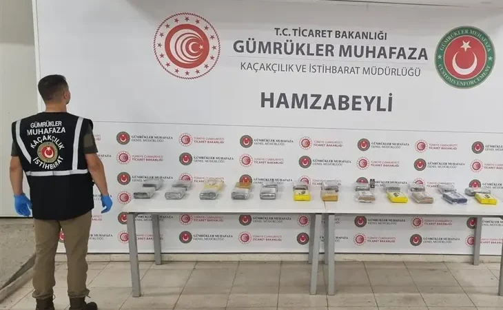 edirne-kapilarinda-uyusturucu-sevkiyatina-darbe-1789369051-315_large