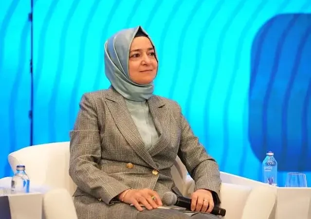 gmail-fatma-betul-sayan-kaya-istifa-etti-1-bb0a9ac2