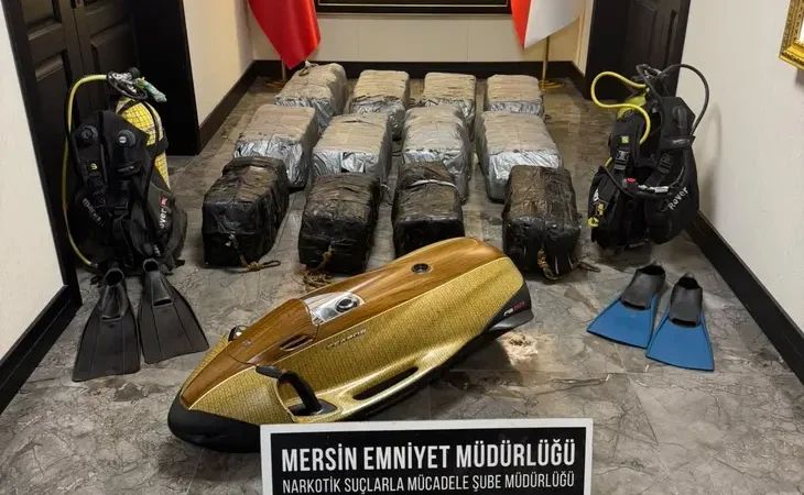mersin-limani-nda-gemiden-350-kilo-kokain-cikti-1789290868-669_large