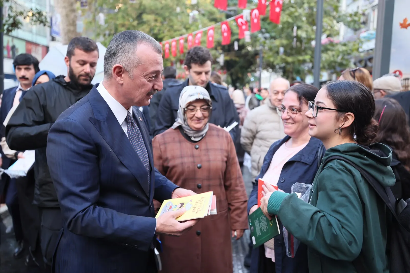 Ağaçlar, 16. kez kitap açtı!  (16)