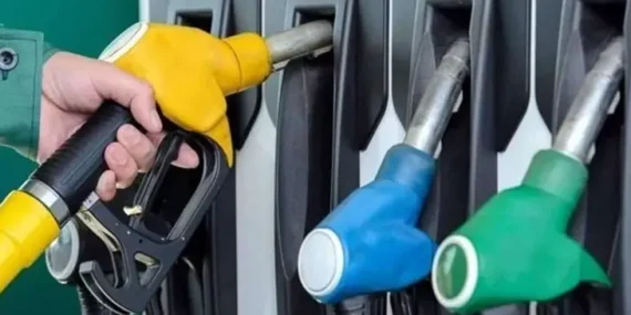 Benzine dev indirim kapıda