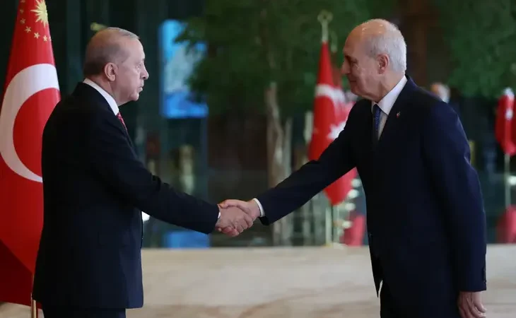 devlet-erkani-kulliye-de-bulustu-1793275880-487_large
