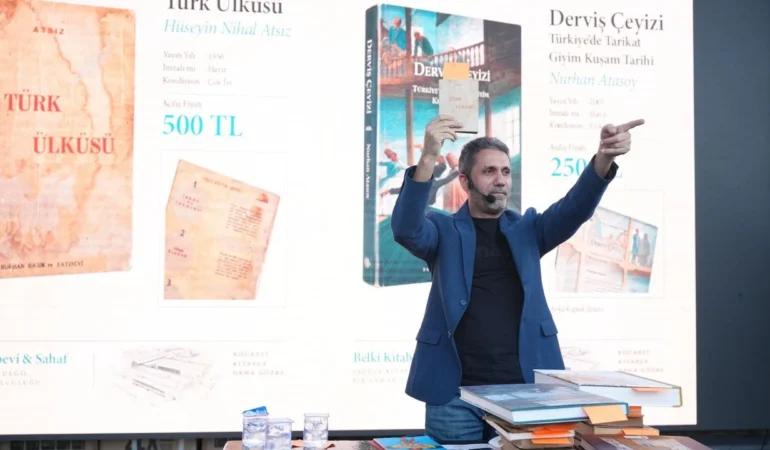 essiz-eserler-muzayedeye-cikti-6